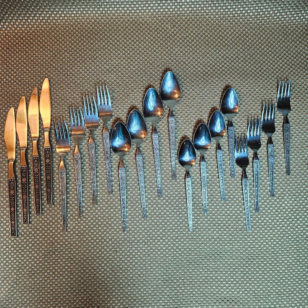 United Silver Co Rivera Cordova Stainless Steel Silverware 20 Pieces 1970's